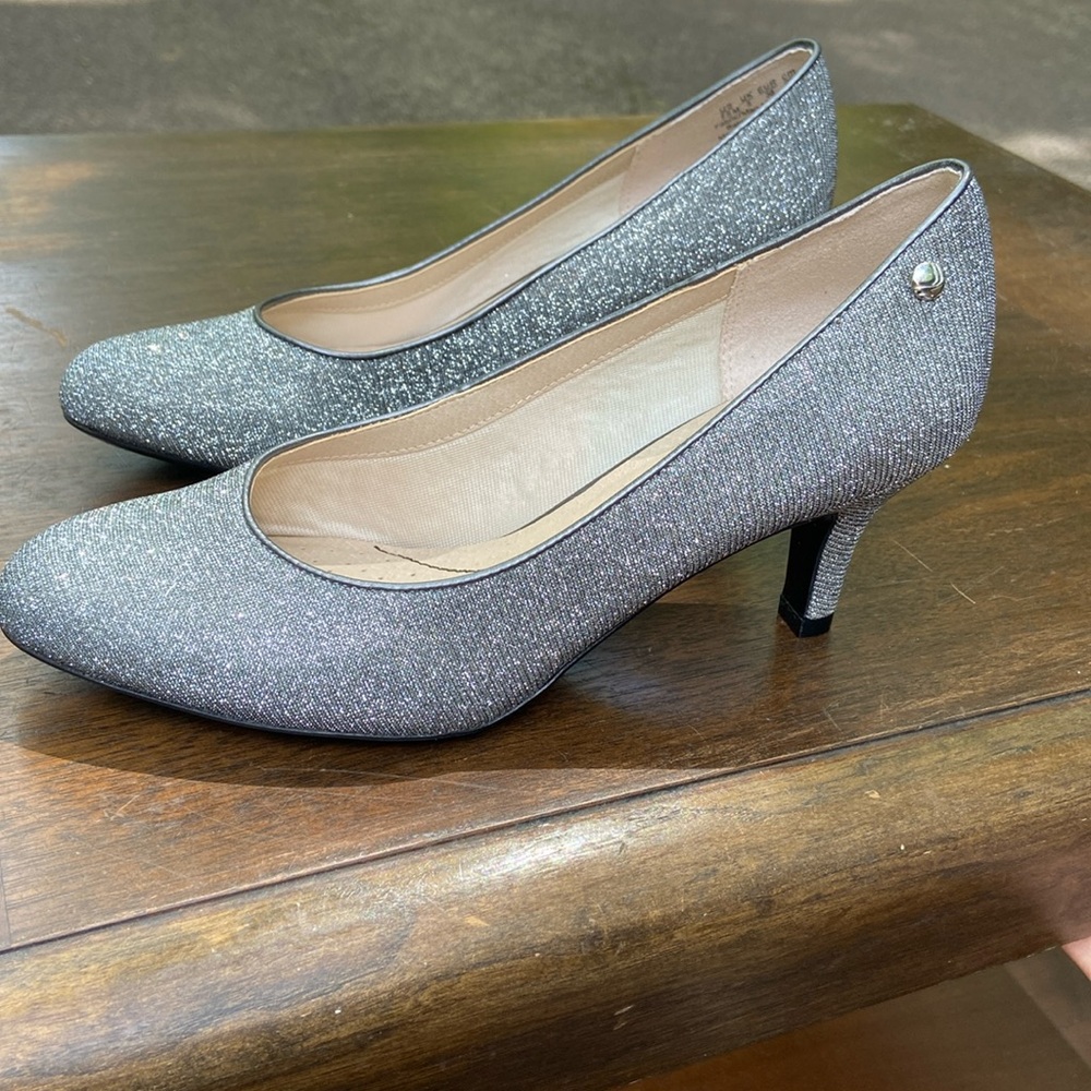 Life Stride Pumps